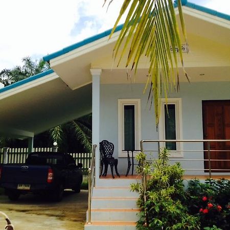 Oyo 75515 Sairung Farmstay Krabi town Exteriör bild