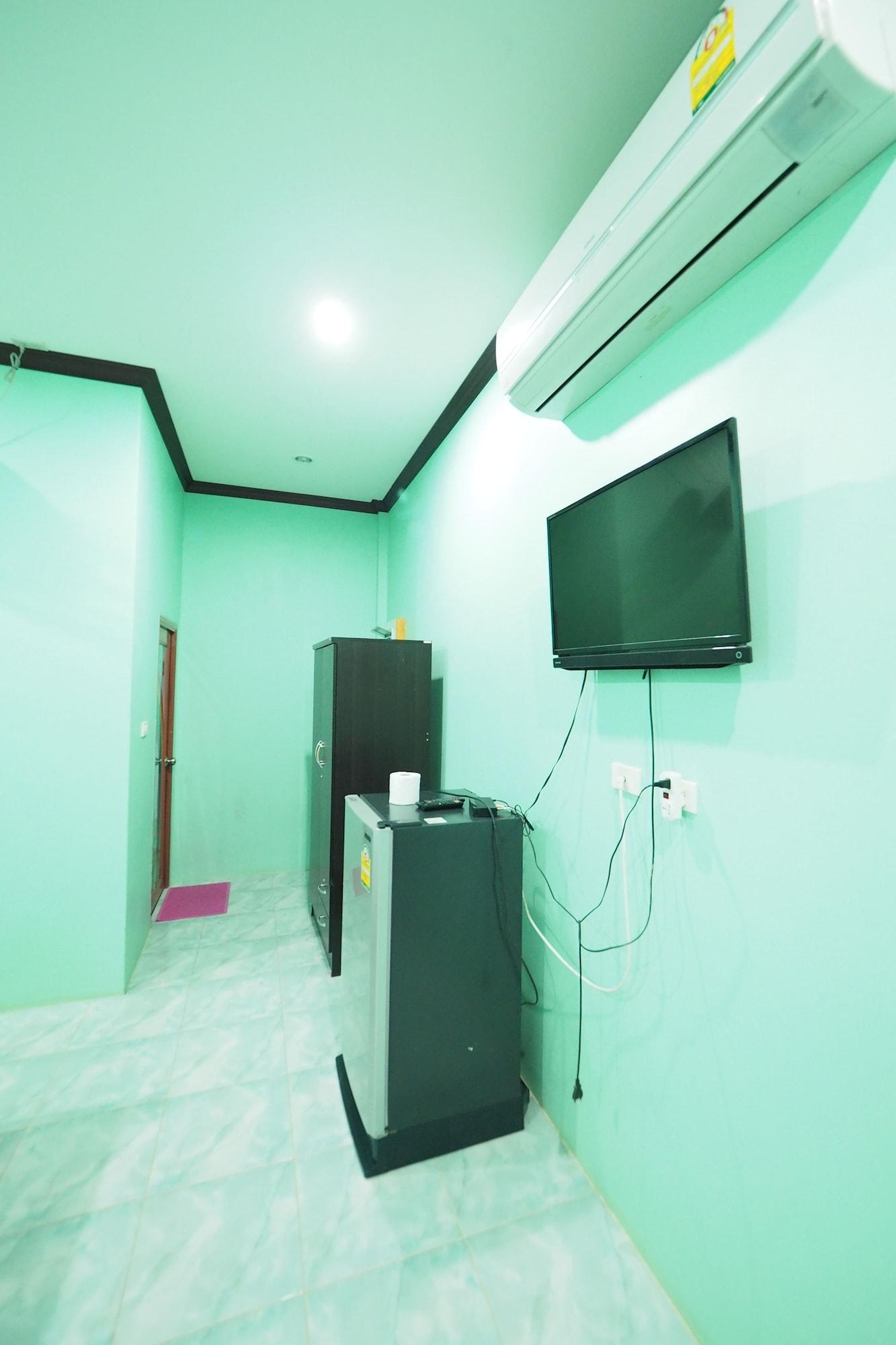 Oyo 75515 Sairung Farmstay Krabi town Exteriör bild