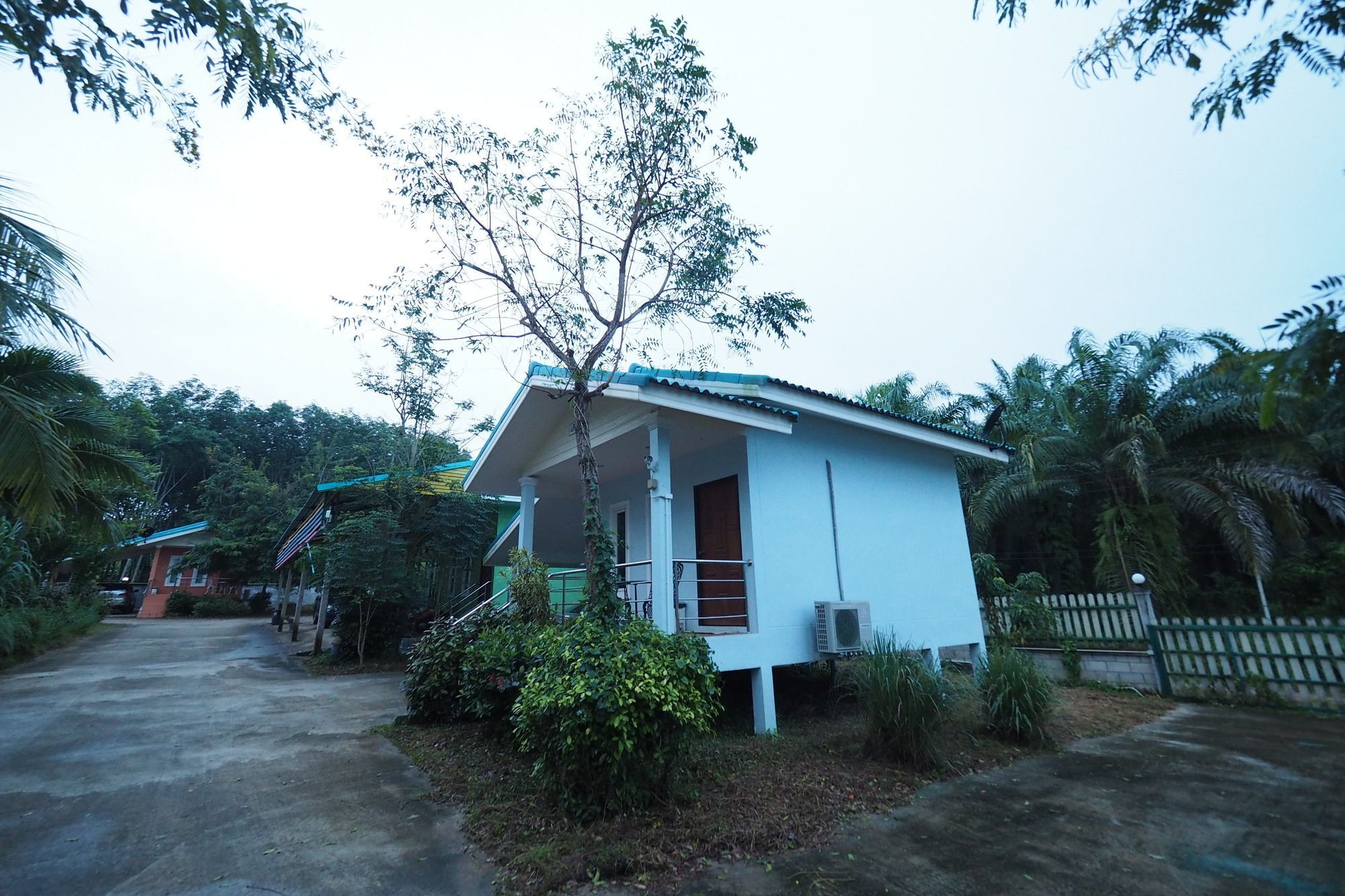 Oyo 75515 Sairung Farmstay Krabi town Exteriör bild